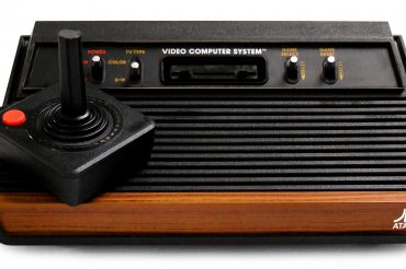 Atari 2600 (Atari, 1977)